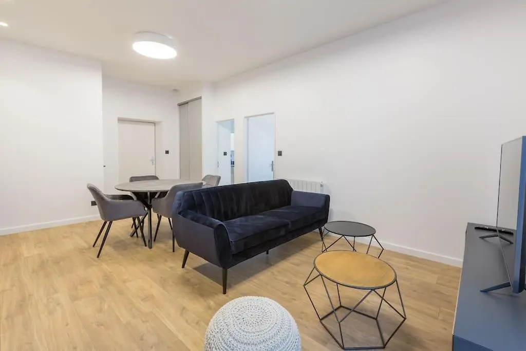 Ferienwohnung T3 Hypercentre - Neuf, Equipe Avec Parking A Proximite Grenoble 0*,  Frankreich